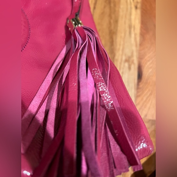 Authentic Fuchsia Gucci SoHo bag - Picture 6 of 11